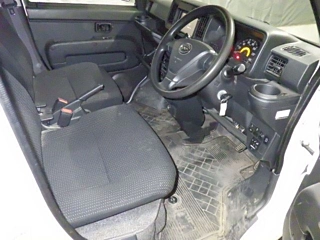 DAIHATSU HIJET VAN 2018