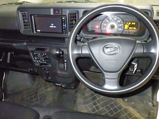 DAIHATSU HIJET VAN 2018