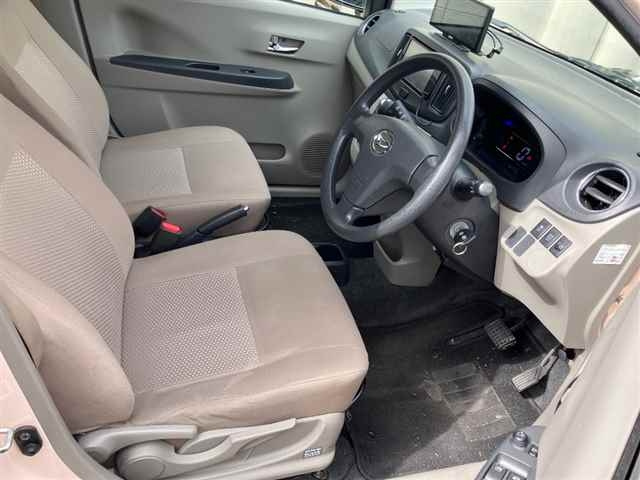 DAIHATSU MIRA E S 2011