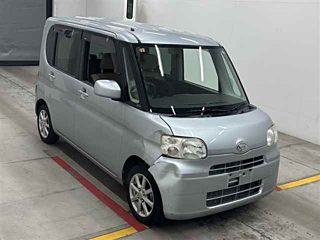 DAIHATSU TANTO 2008
