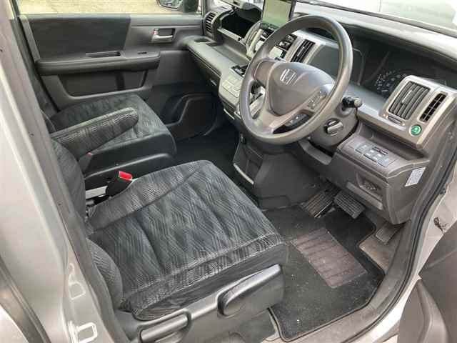HONDA STEP WAGON 2012