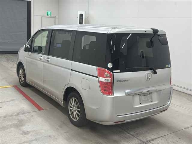 HONDA STEP WAGON 2012
