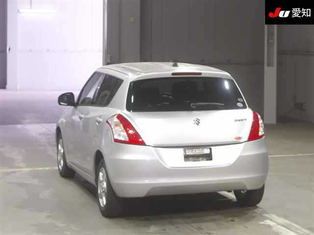 SUZUKI SWIFT 2010