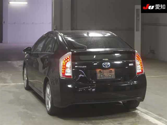 TOYOTA PRIUS 2013