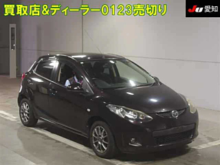 MAZDA DEMIO 2010