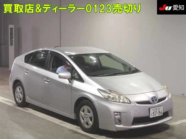 TOYOTA PRIUS 2010