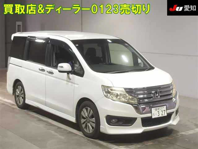 HONDA STEP WAGON 2012