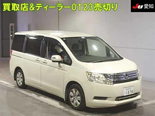 HONDA STEP WAGON 2011