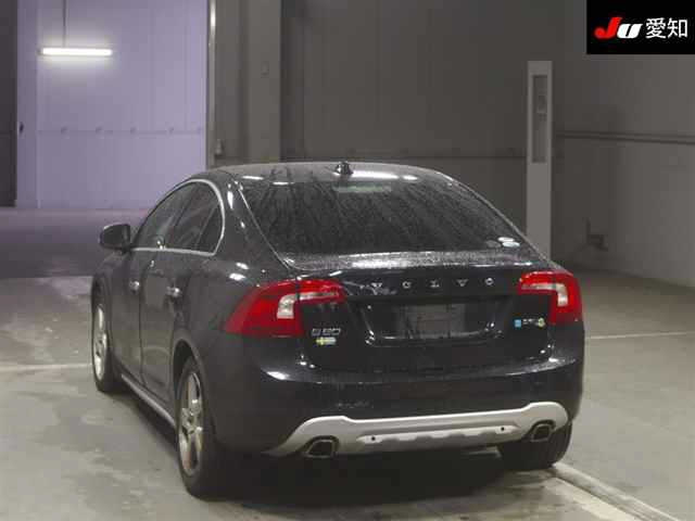 VOLVO S60 2012