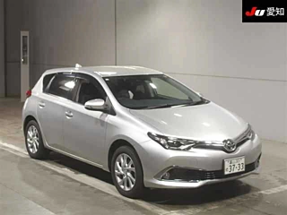 TOYOTA AURIS 2016