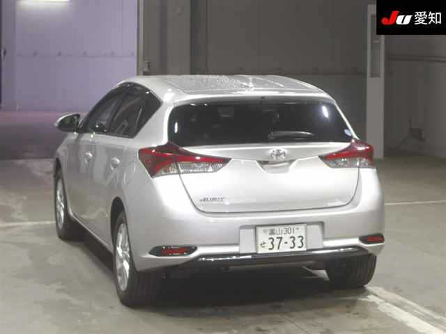 TOYOTA AURIS 2016