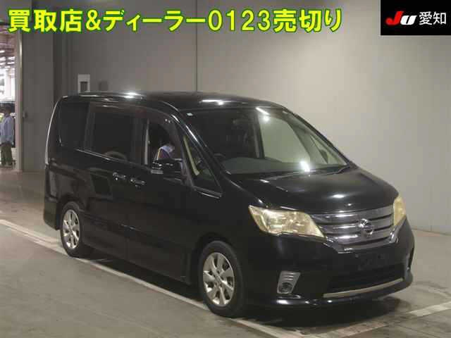 NISSAN SERENA 2010