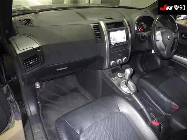 NISSAN X-TRAIL 2012