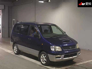 TOYOTA LITE ACE NOAH 2000