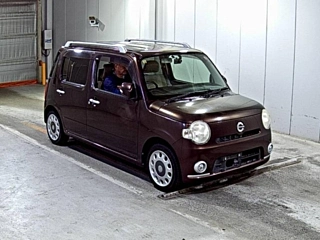 DAIHATSU MIRA 2010