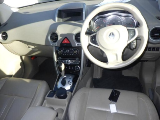 RENAULT KOLEOS 2010
