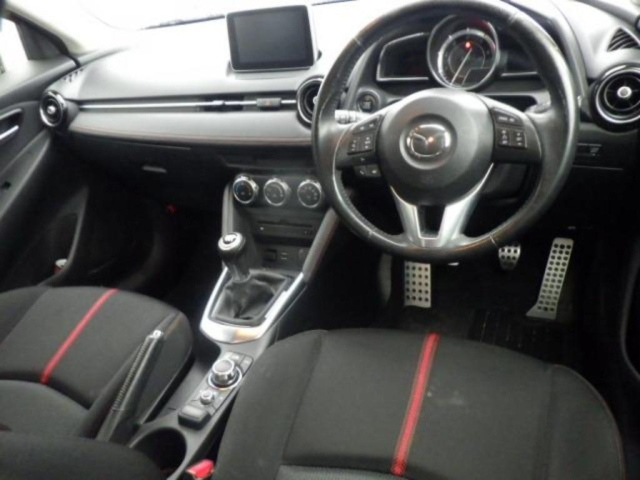 MAZDA DEMIO 2014