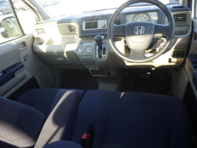 HONDA LIFE 2010