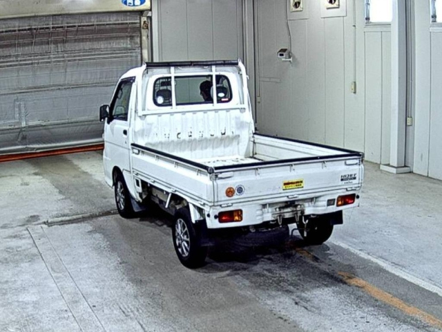 DAIHATSU HIJET TRUCK 2011