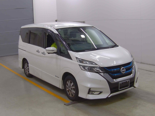NISSAN SERENA 2019