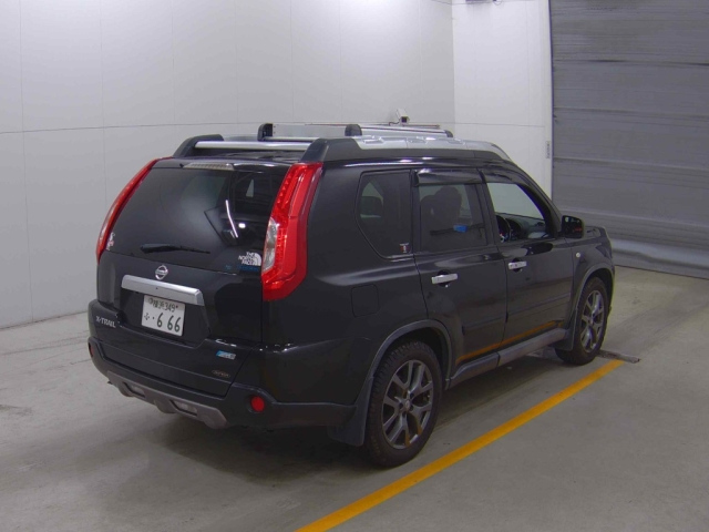 NISSAN X-TRAIL 2013