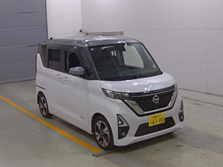NISSAN ROOX 2021