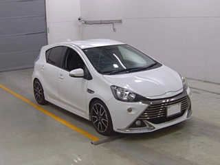 TOYOTA AQUA 2014