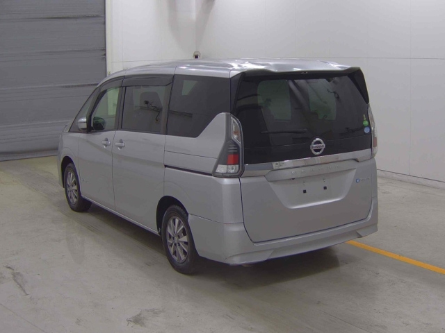 NISSAN SERENA 2018