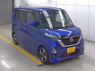 NISSAN ROOX 2022
