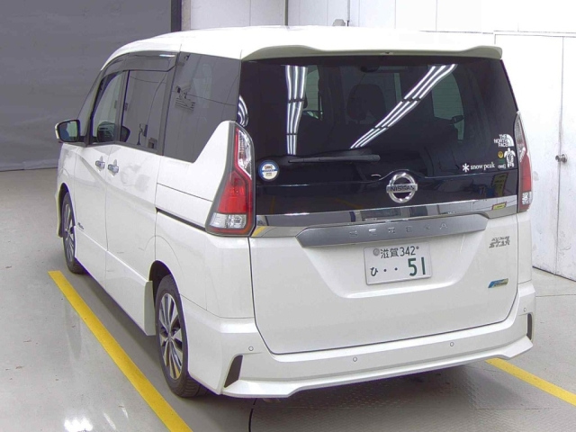 NISSAN SERENA 2018