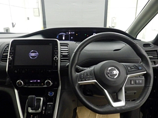 NISSAN SERENA 2018