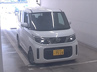 NISSAN ROOX 2024
