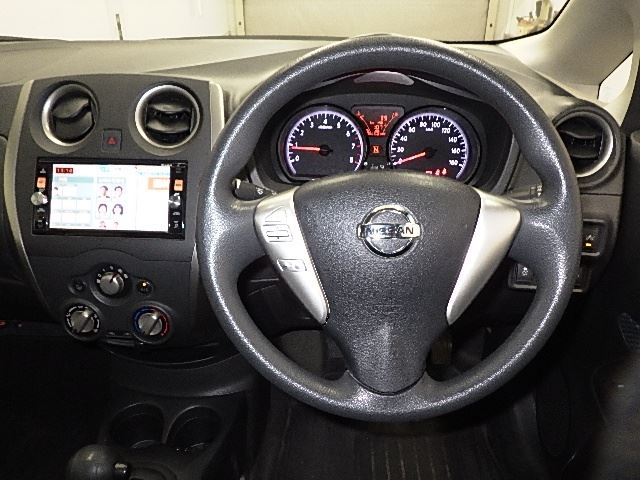 NISSAN NOTE 2015