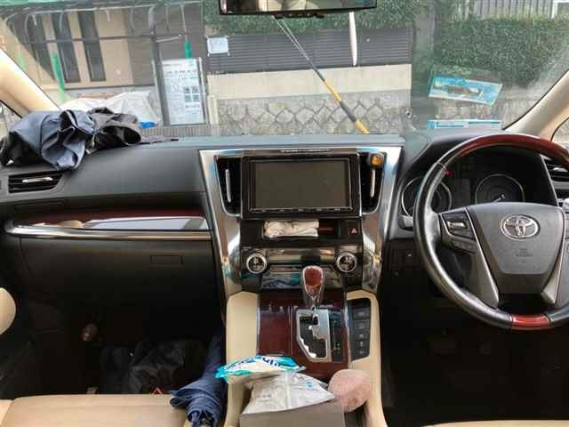 TOYOTA ALPHARD 2017