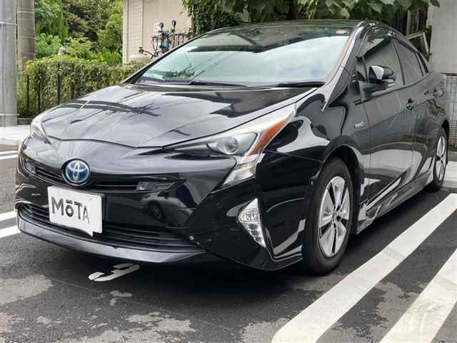 TOYOTA PRIUS 2018