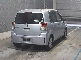 TOYOTA SPADE 2013