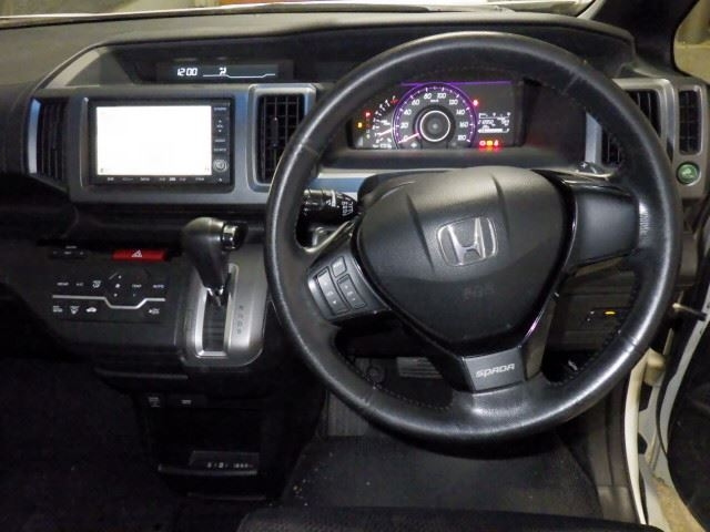 HONDA STEP WAGON 2011