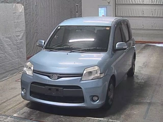 TOYOTA SIENTA 2014
