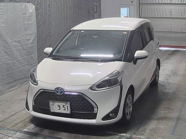 TOYOTA SIENTA 2021
