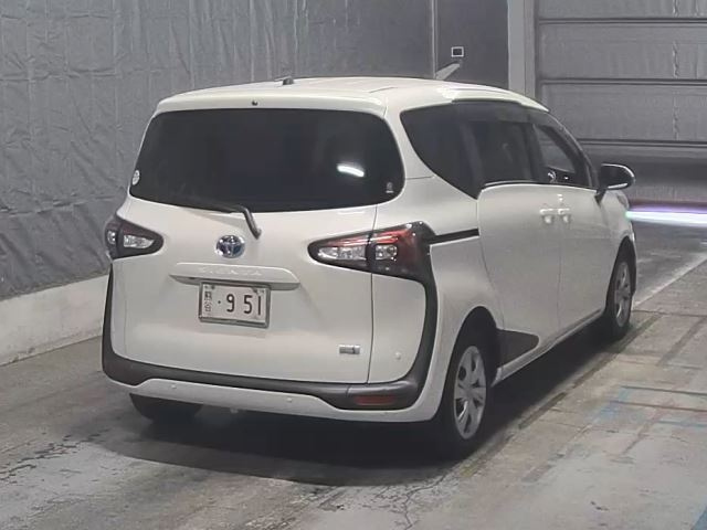 TOYOTA SIENTA 2021