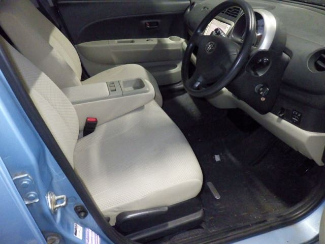 TOYOTA PASSO 2010