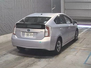 TOYOTA PRIUS 2015