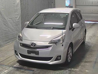 TOYOTA RACTIS 2014