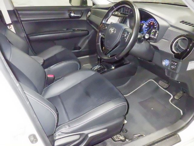 TOYOTA COROLLA FIELDER 2014