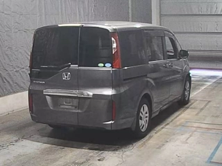 HONDA STEP WAGON 2016