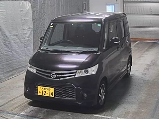 NISSAN ROOX 2010