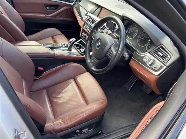BMW 5 SERIES 2012