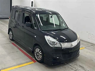MITSUBISHI DELICA D2 2011