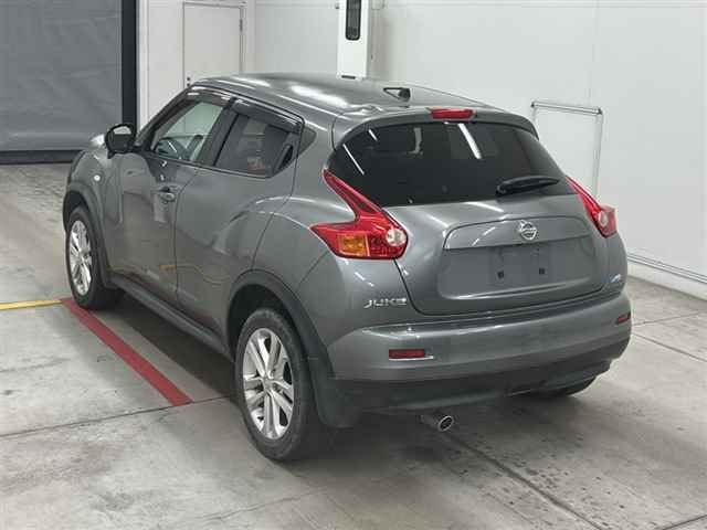 NISSAN JUKE 2011