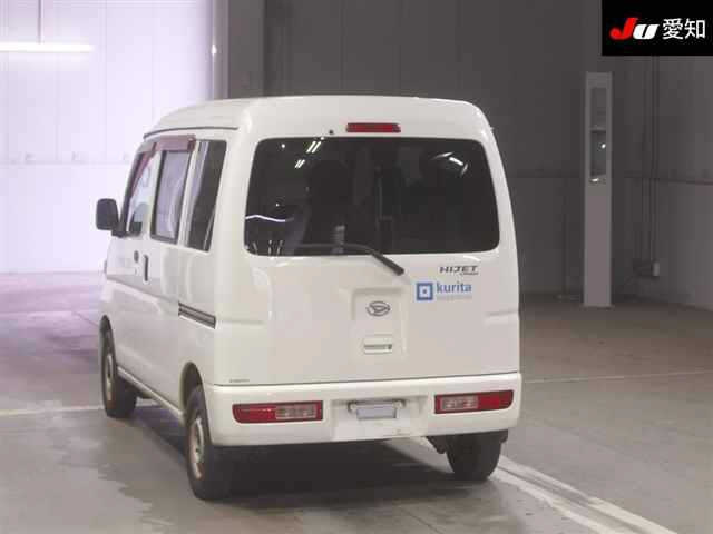 DAIHATSU HIJET VAN 2015